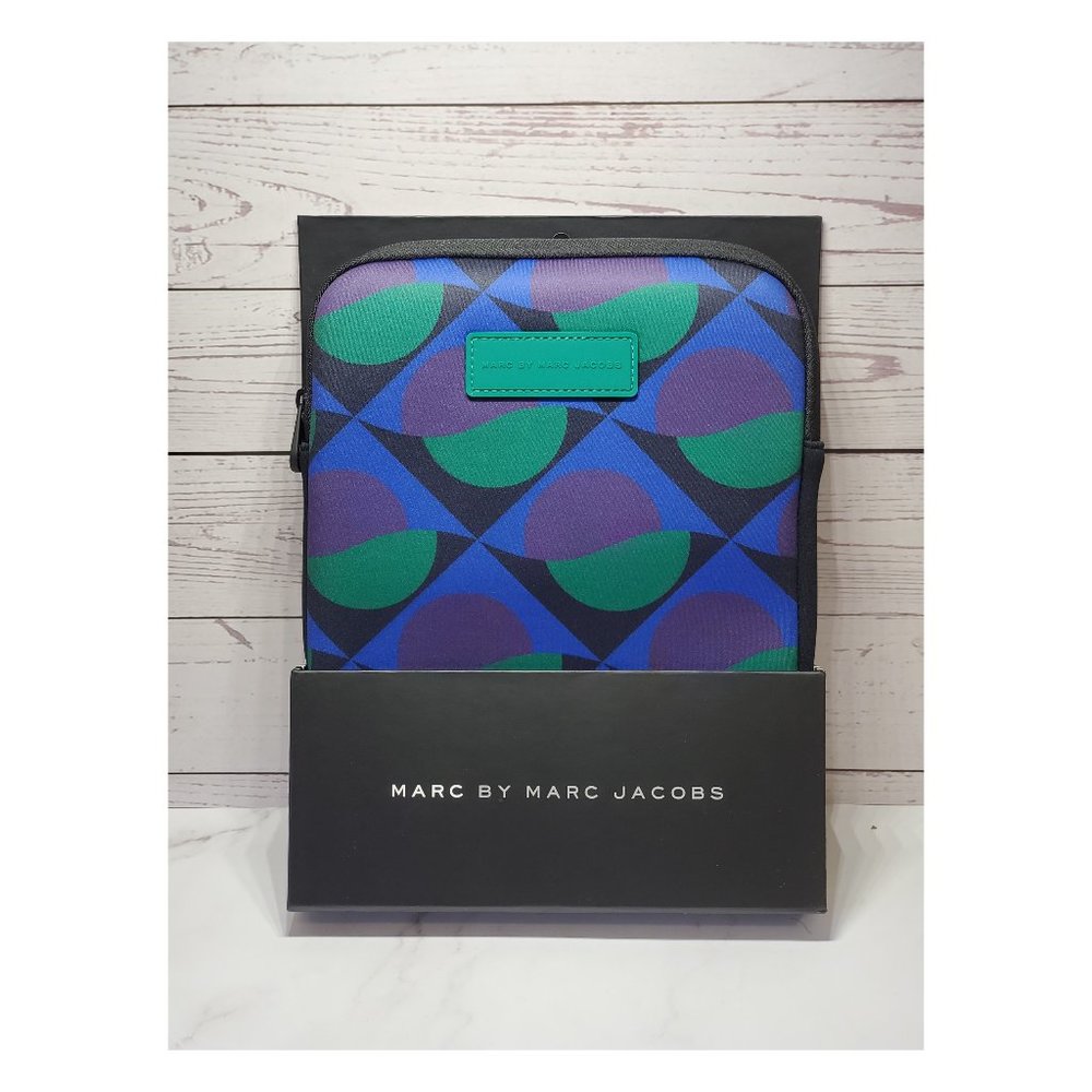 Marc by Marc Jacobs iPad / Tablet Case Cover JUNGLE GREEN MULTI